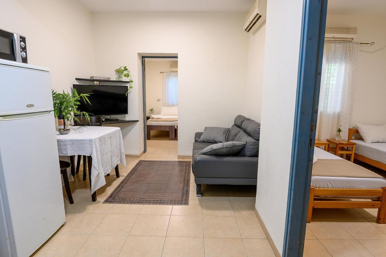 Jordan Valley Birding Lodge Kefar Ruppin エクステリア 写真